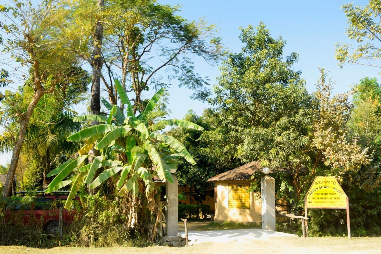 Nature Safari Resort Bardiya Esterno foto